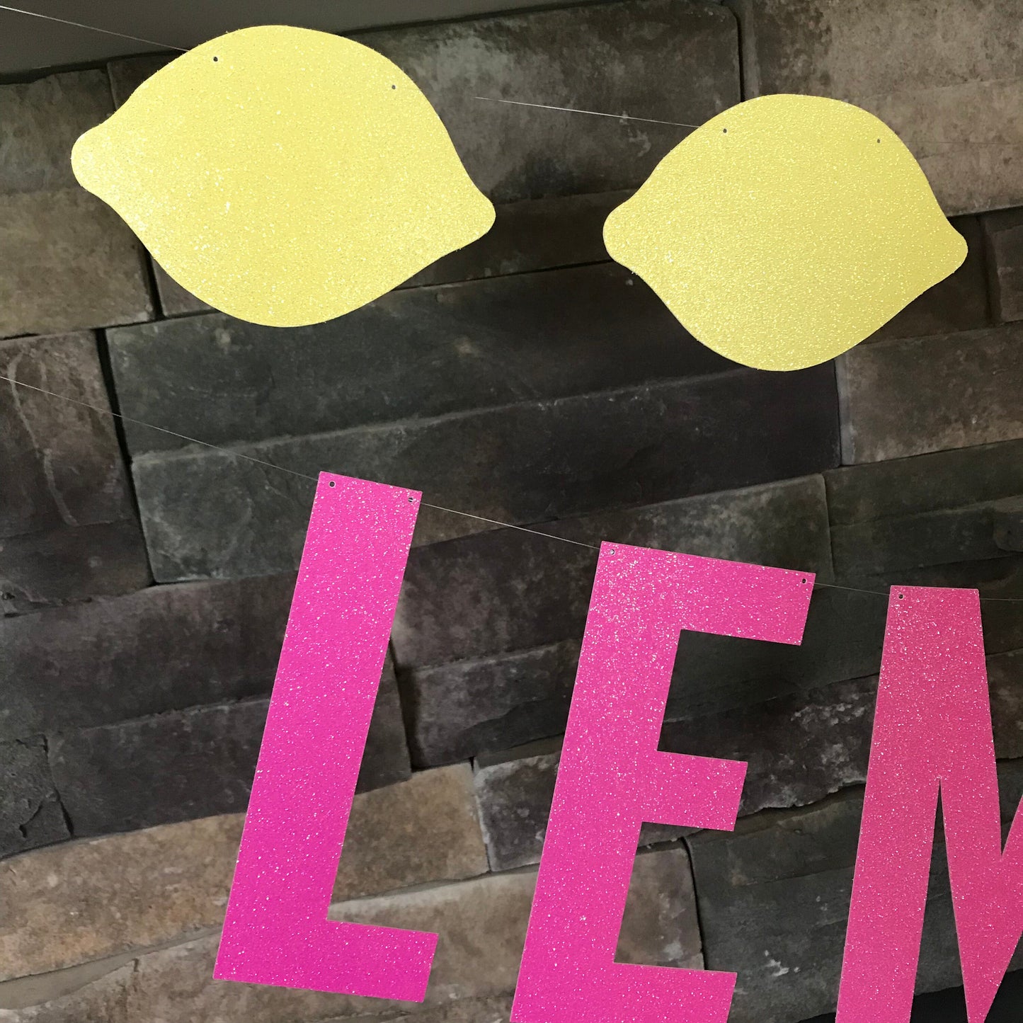 Lemonade banner / lemon garland / lemonade stand / lemonade birthday / lemonade stand banner / lemonade sign / lemonade glitter banner