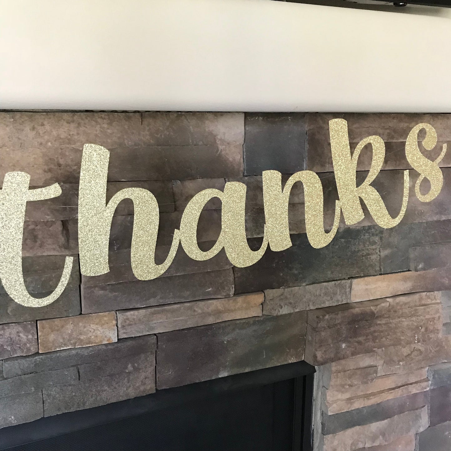 Give thanks banner / give thanks / thanksgiving banner / thanksgiving / give thanks glitter banner / give thanks sign / thankful