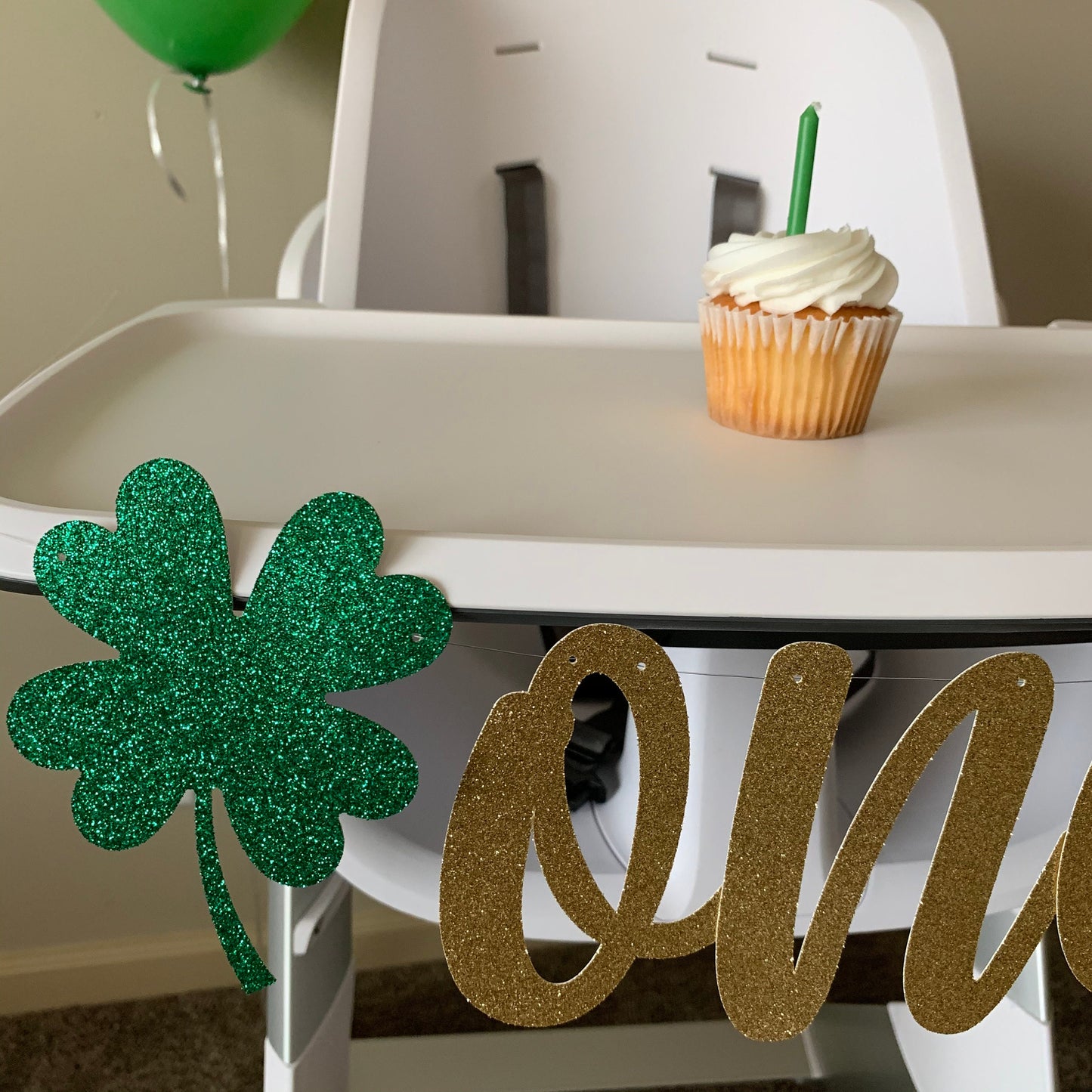 St Patricks Day 1st Birthday, St Patricks Day Birthday Banner, Shamrock high chair banner, Irish 1st birthday, March 17th birthday