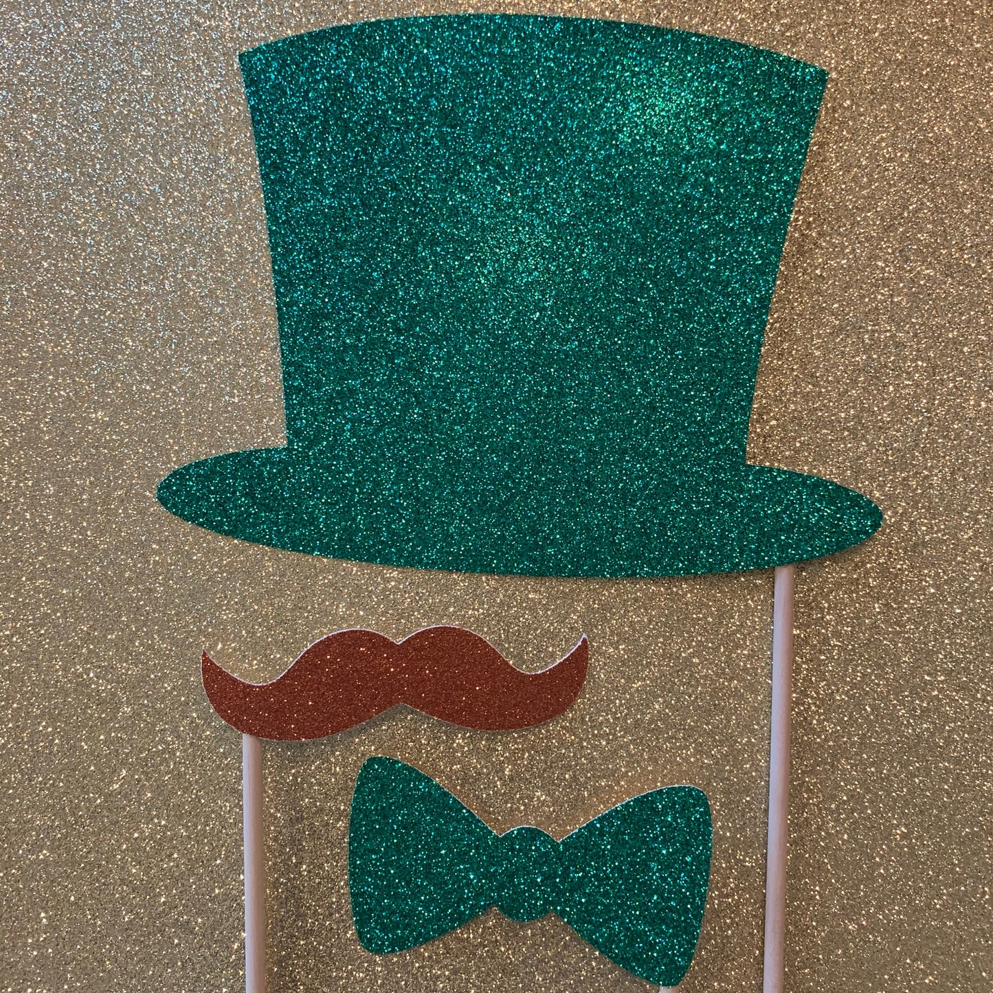 St Patricks day photo props, st Patricks day decorations, lucky one, two lucky, st Patricks day birthday, st Patricks day party